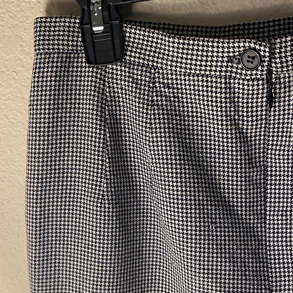 Talbots Black & White Houndstooth Pencil Skirt - Picture 9 of 12